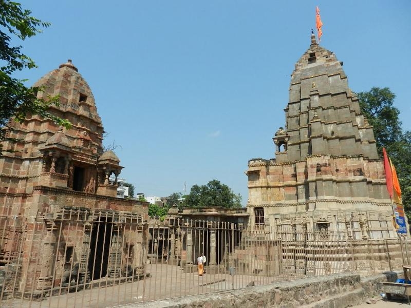 Mamaleshwar Temple architecture